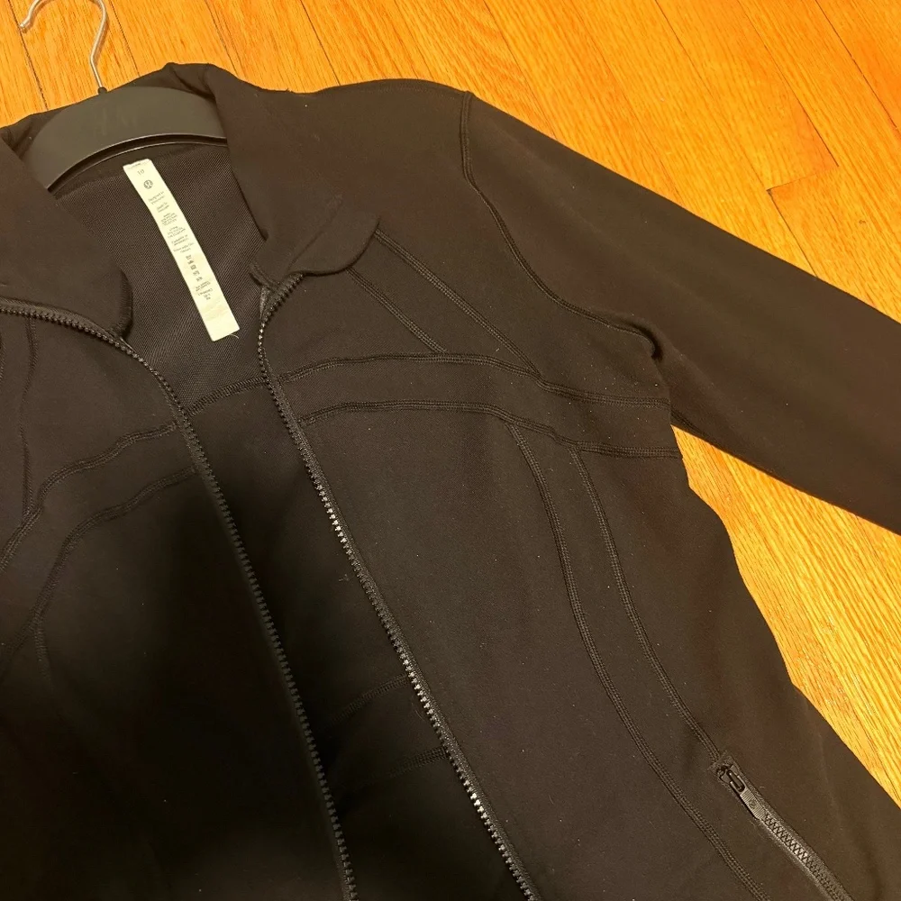 Lululemon Define Nulu Jacket - Picture 4 of 8